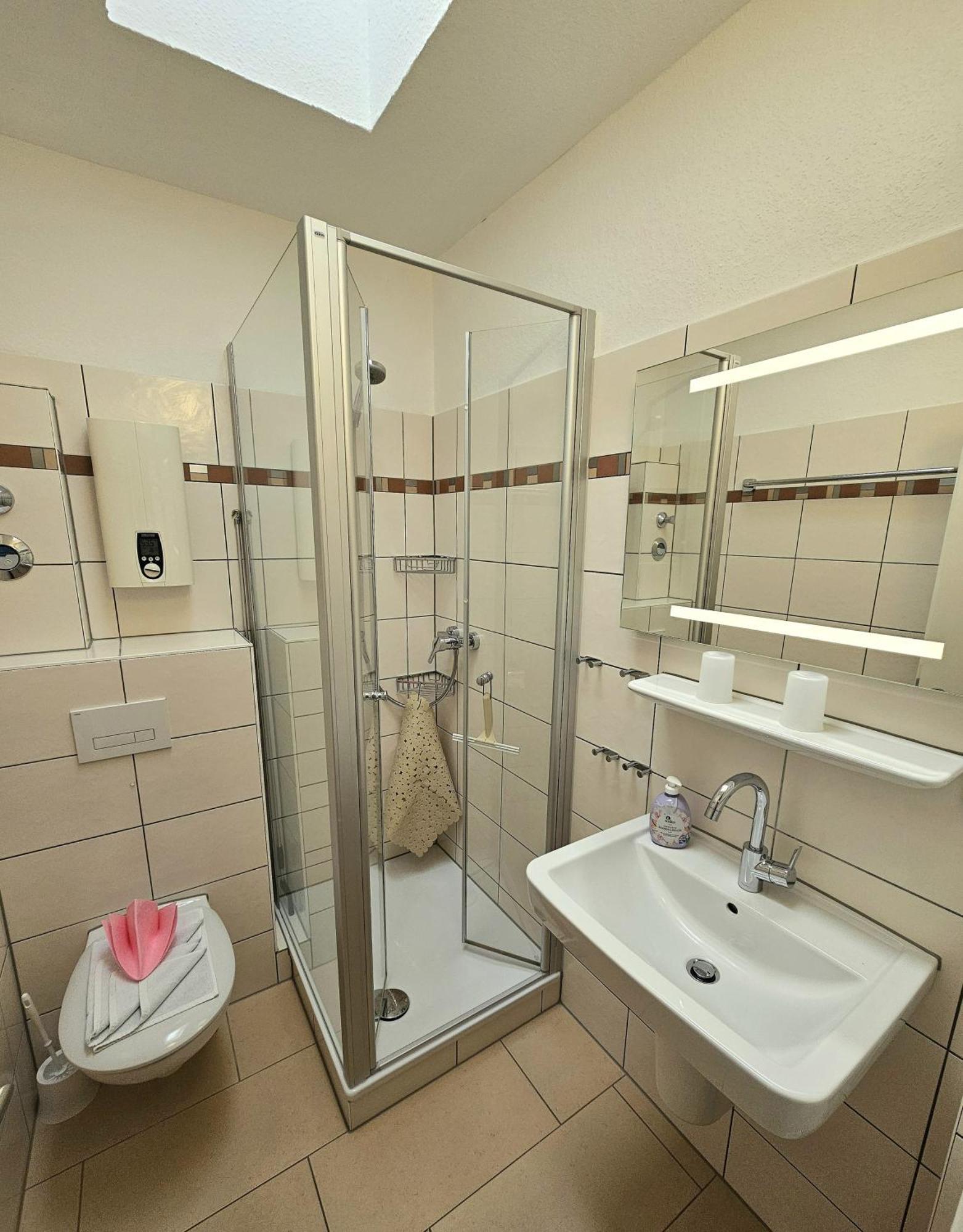 Wohnung 2 - G Pape - Schoene Terassenwohnung Mit Sep Ankleidezimmer, Kostenloses Wlan, Longstay Rabatt, Naehe Duenenpark Grömitz Dış mekan fotoğraf