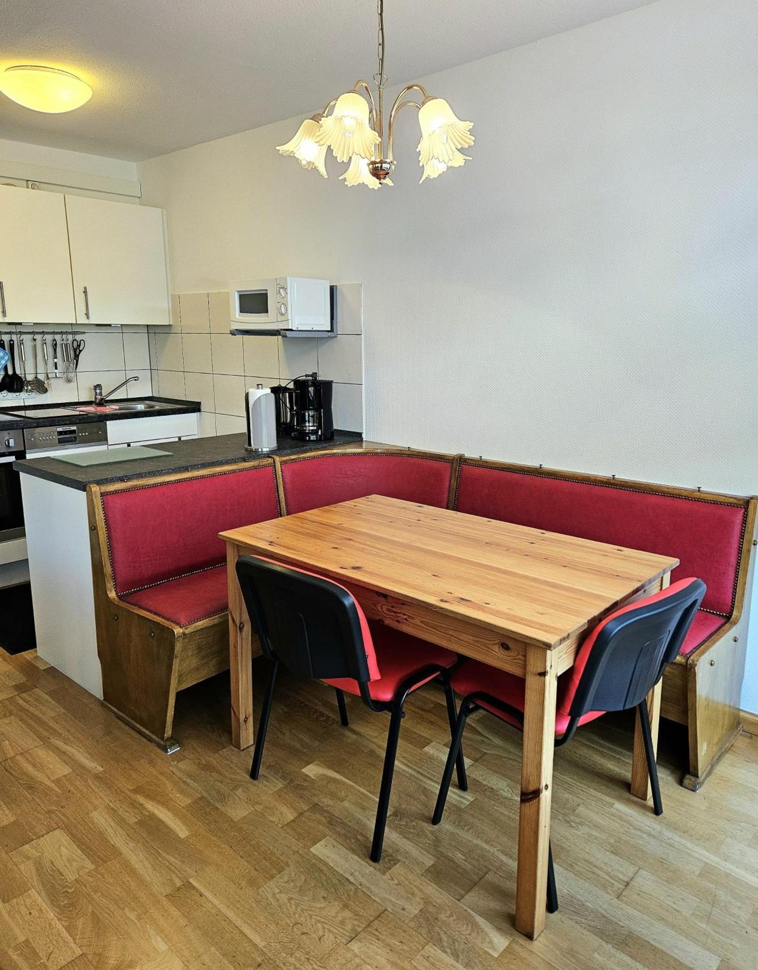 Wohnung 2 - G Pape - Schoene Terassenwohnung Mit Sep Ankleidezimmer, Kostenloses Wlan, Longstay Rabatt, Naehe Duenenpark Grömitz Dış mekan fotoğraf